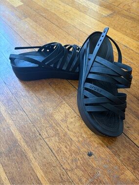 CROCS Women's Black Multi-Strap Platform Sandal